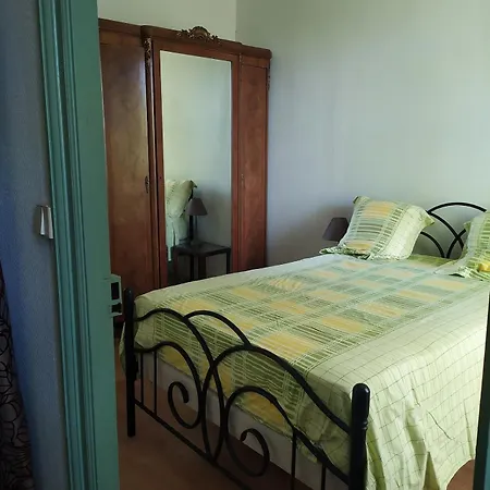 Charme Et Jardin Villa