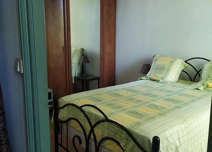 Charme Et Jardin Villa